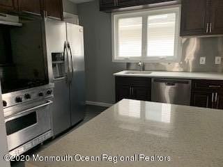 217 Albert Pl - Photo 7 of 30