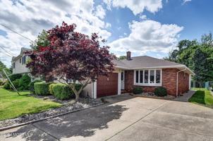 featured image of 5 Hilltop Ave