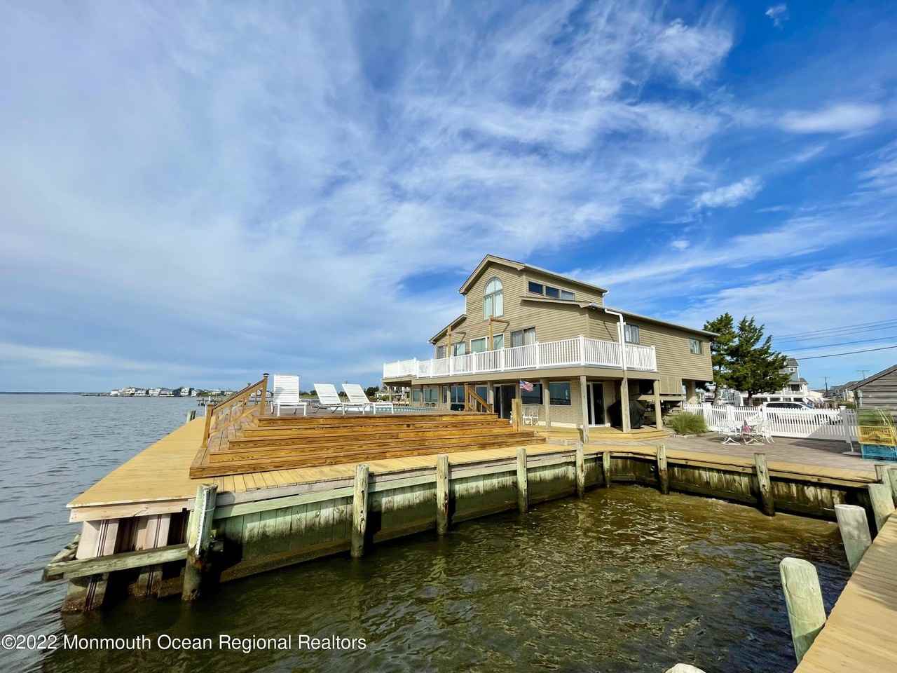 218 Cartagena Dr - Photo 2 of 50