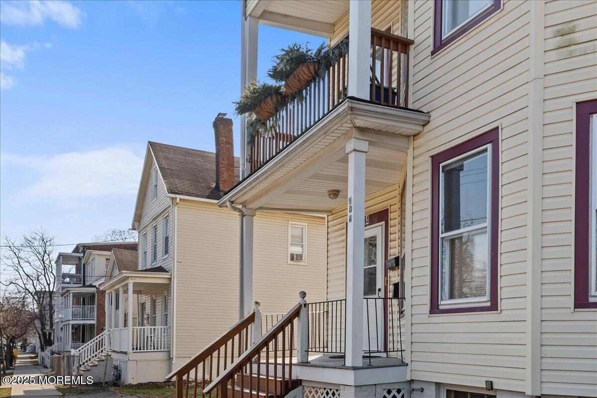 104 Welton St Unit 1 - Photo 3 of 17