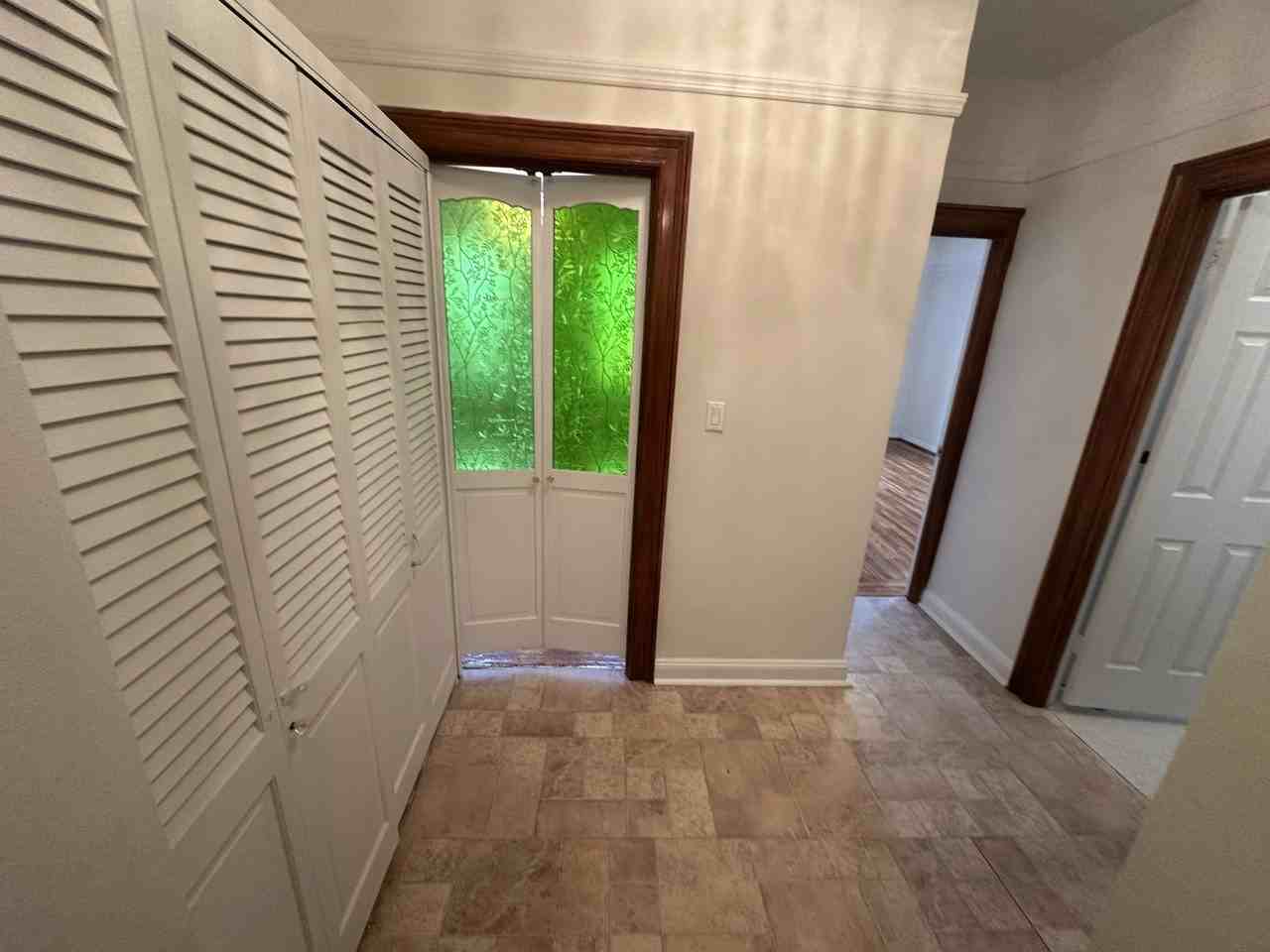 E 196th St #5C - Photo 7 of 8