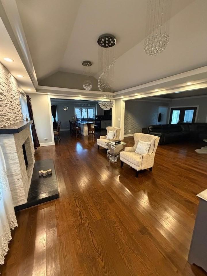 4N150 Hawthorne Ave - Photo 4 of 22