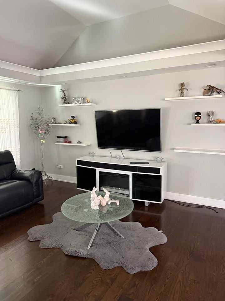 4N150 Hawthorne Ave - Photo 6 of 22