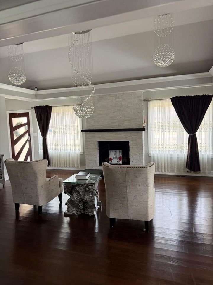 4N150 Hawthorne Ave - Photo 7 of 22