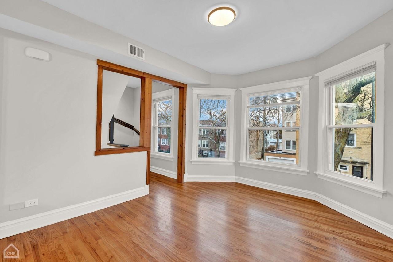 4242 N Kimball Ave Apt 2 - Photo 3 of 21