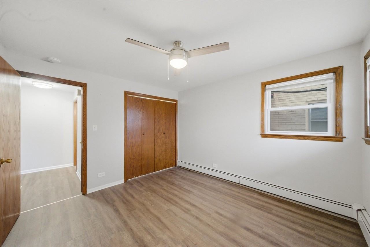 7709 W Marwood Ave Apt 1n - Photo 7 of 13