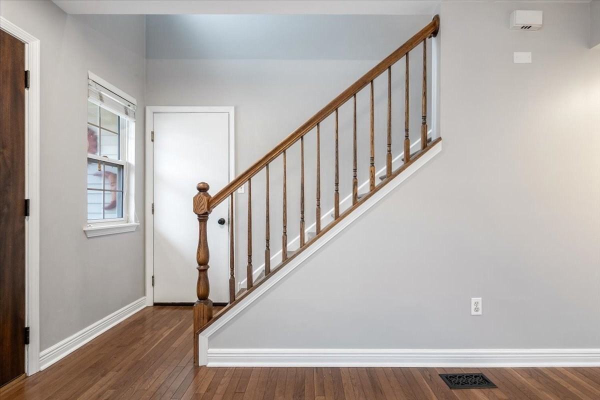 1720 William Dr - Photo 7 of 42