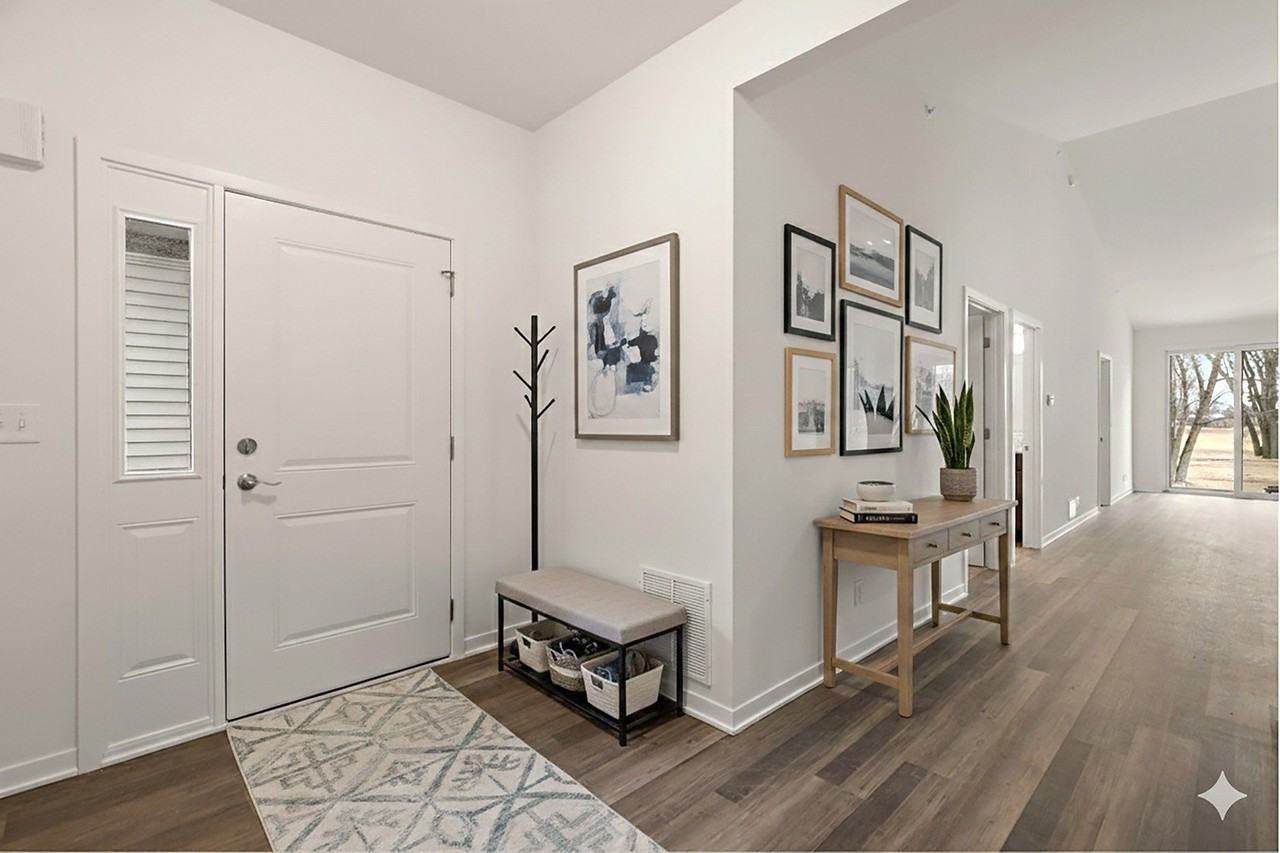 52 Olympus Dr - Photo 4 of 42