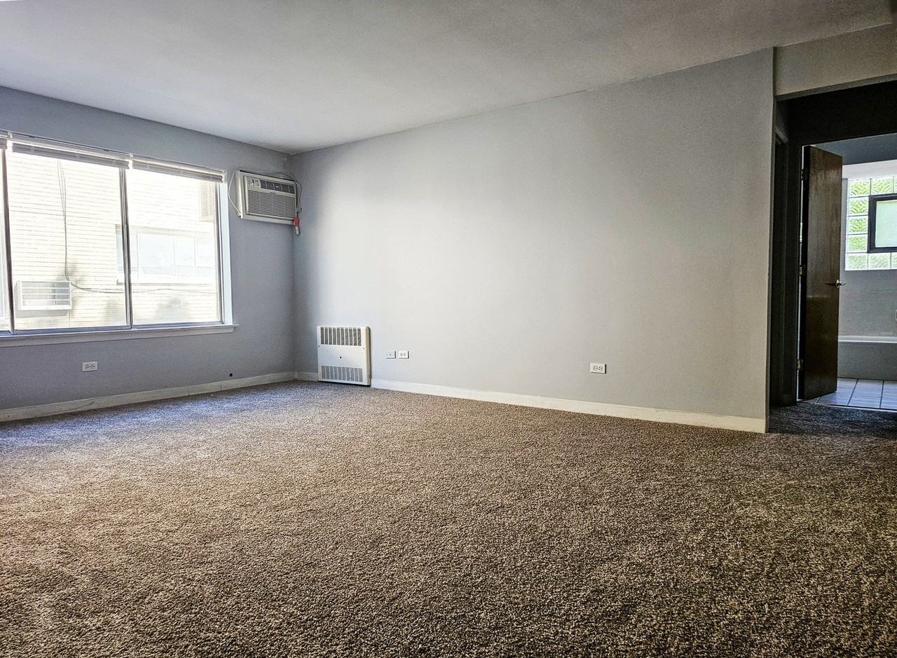 1111 N Harlem Ave Rear 1c - Photo 4 of 12