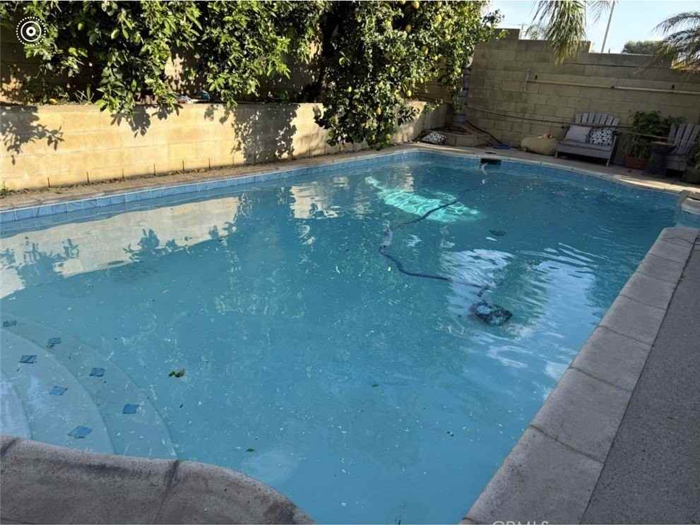 9759 Kaiser Ct - Photo 2 of 2