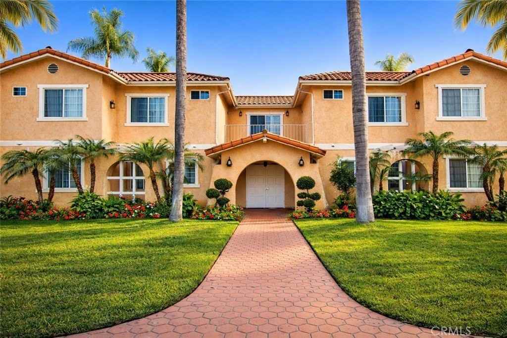 9156 Burke St #9 - Photo 2 of 13