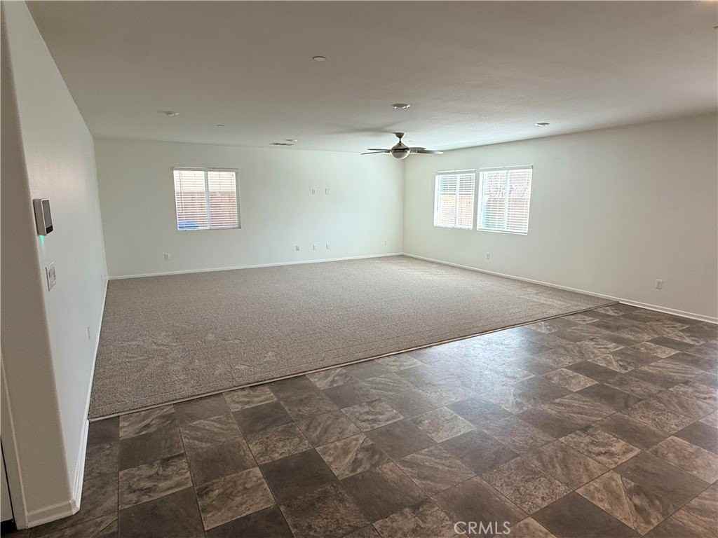 16931 Montgomery Ave - Photo 5 of 29