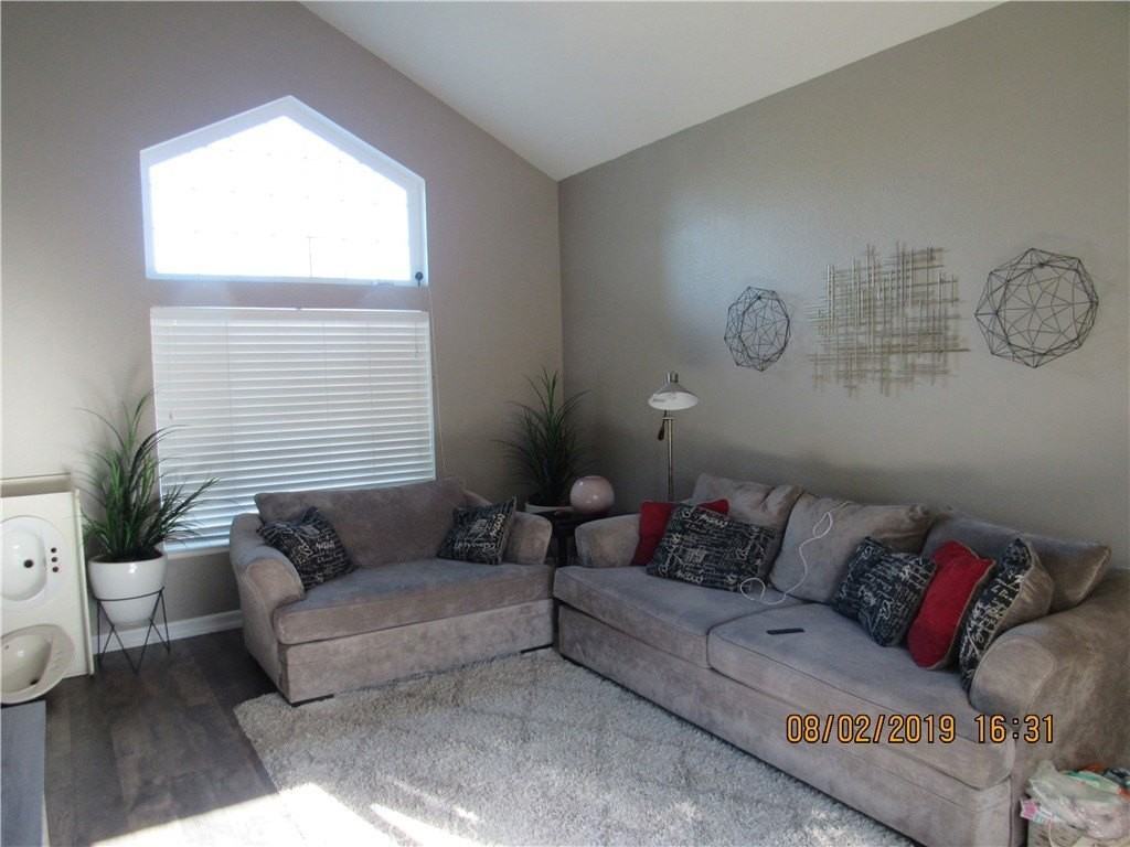 12683 Ninebark St - Photo 4 of 22