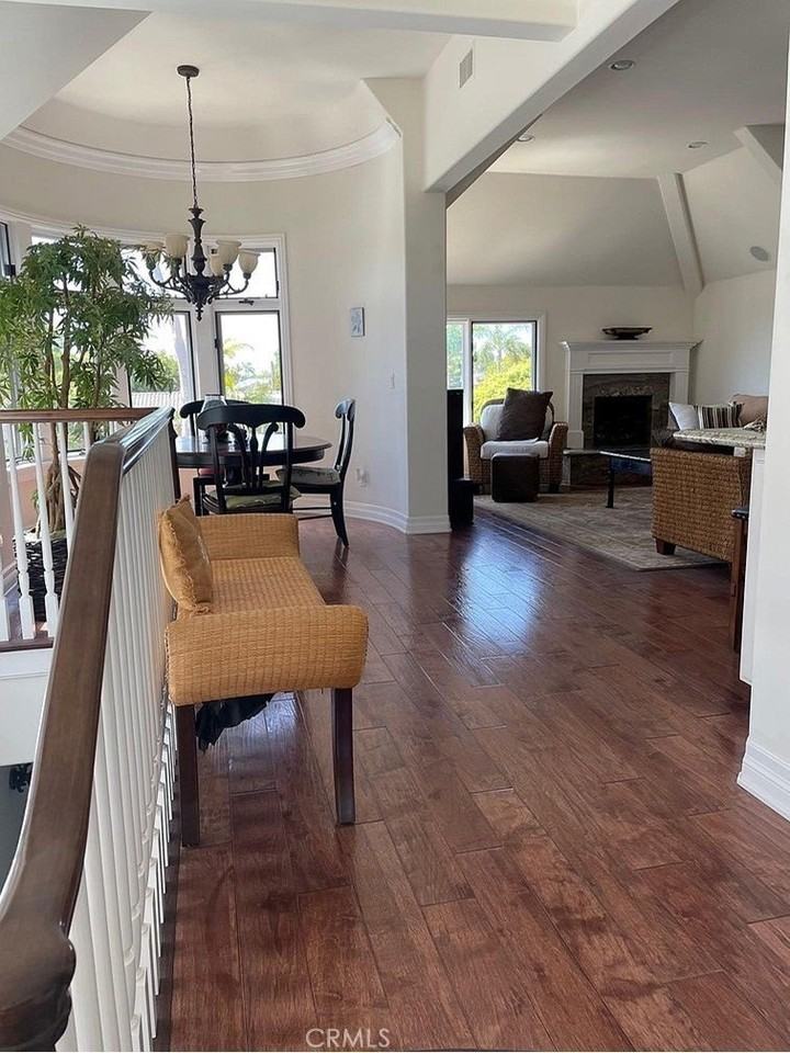 504 Avocado Ave - Photo 6 of 29