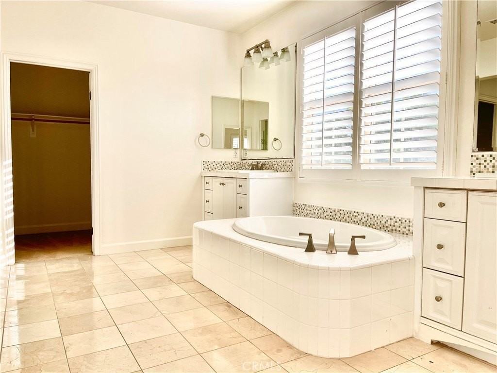 40 Tall Cedars - Photo 5 of 6