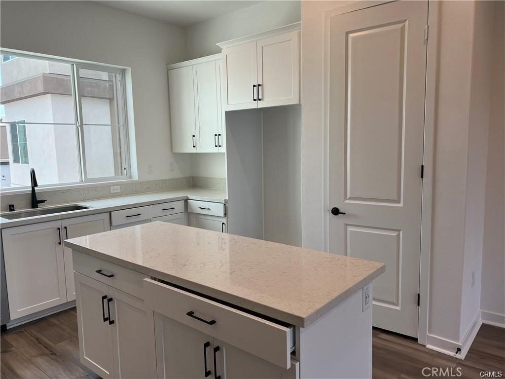 1081 Cadence - Photo 5 of 32