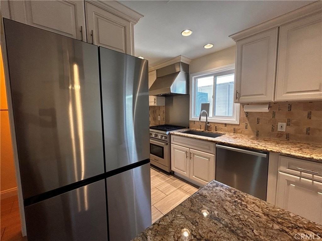 19859 Berkshire Ln - Photo 6 of 27