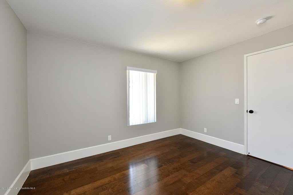 4911 Glen Iris Ave - Photo 5 of 7