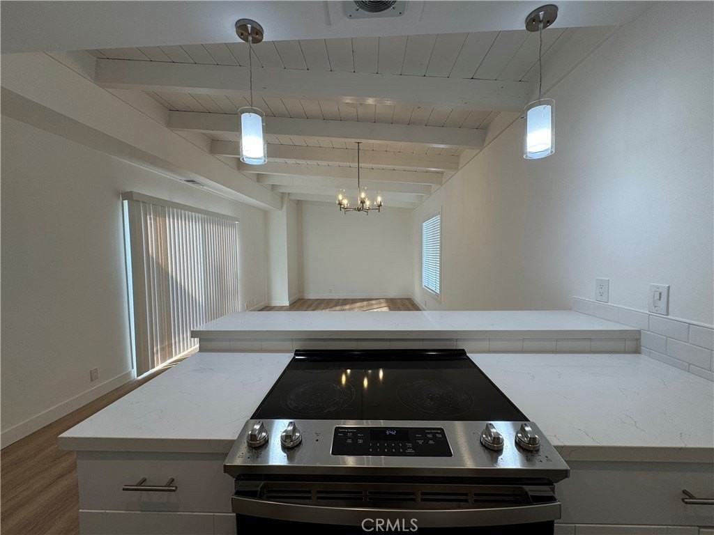 82 16th St - Photo 7 of 18