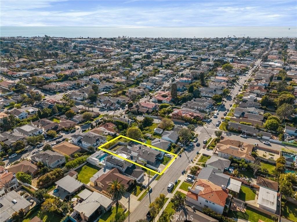 1314 10th St - Photo 7 of 50