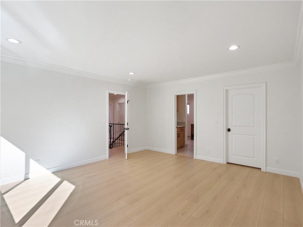 3130 Dona Sarita Pl - Photo 5 of 34