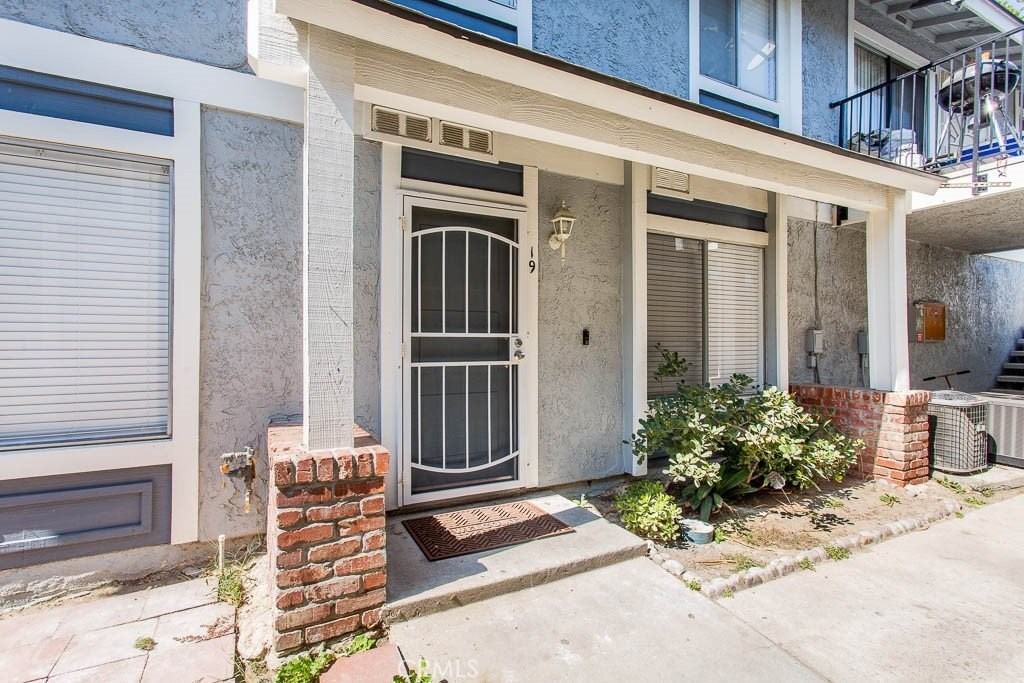 527 Spring Rd #19 - Photo 5 of 35