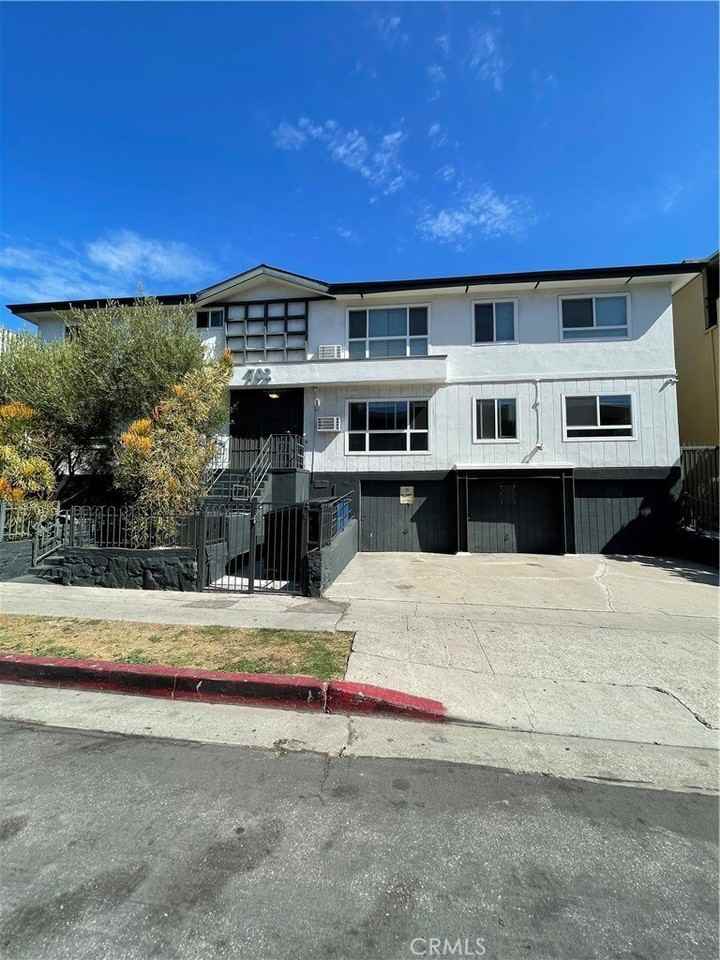 702 S St Andrews Pl #12A