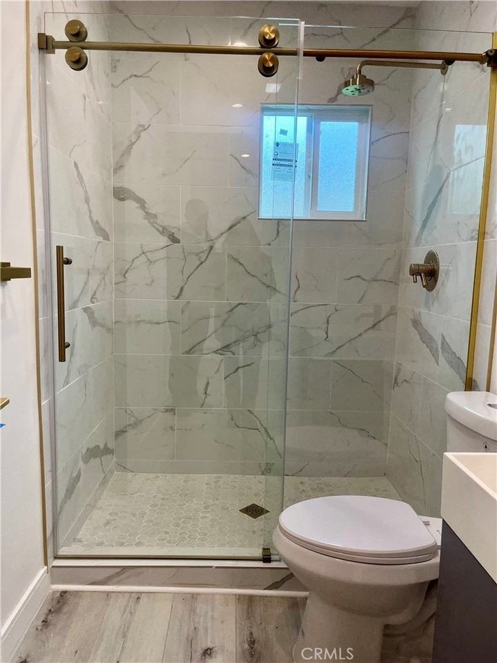 20757 Clark St - Photo 5 of 8