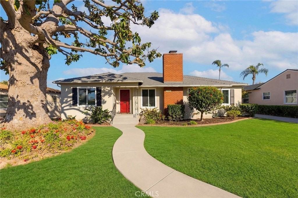 1505 N Rosewood Ave - Photo 5 of 36