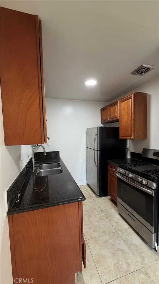 874 W El Repetto Dr #B - Photo 4 of 11