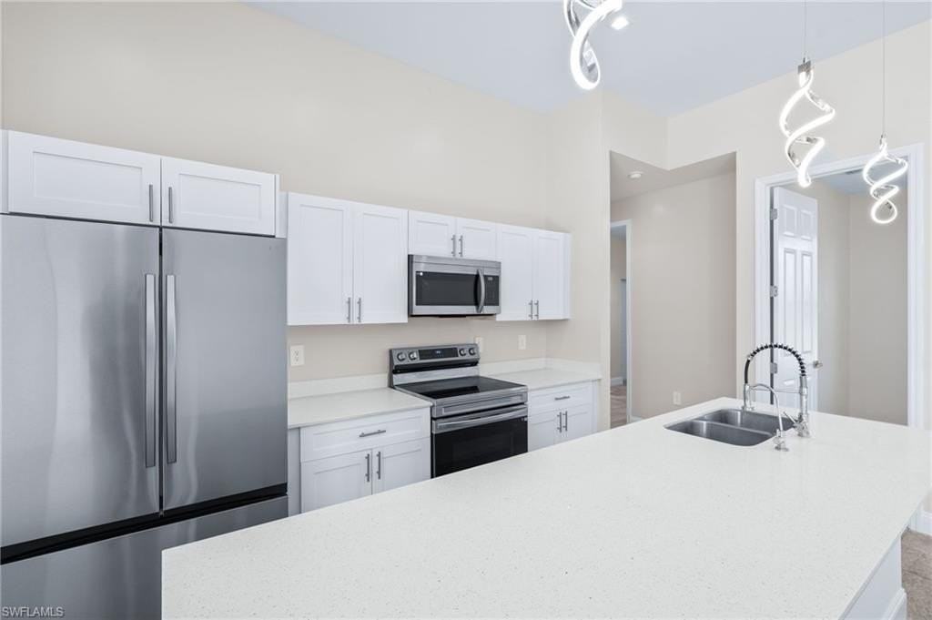 2708 20th St W - Photo 7 of 30