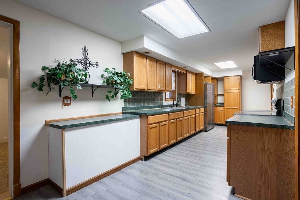 2269 N Williamson Rd - Photo 3 of 50