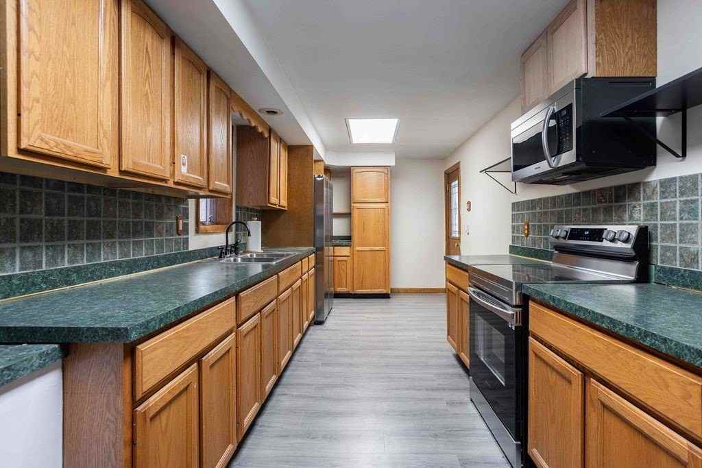 2269 N Williamson Rd - Photo 4 of 50