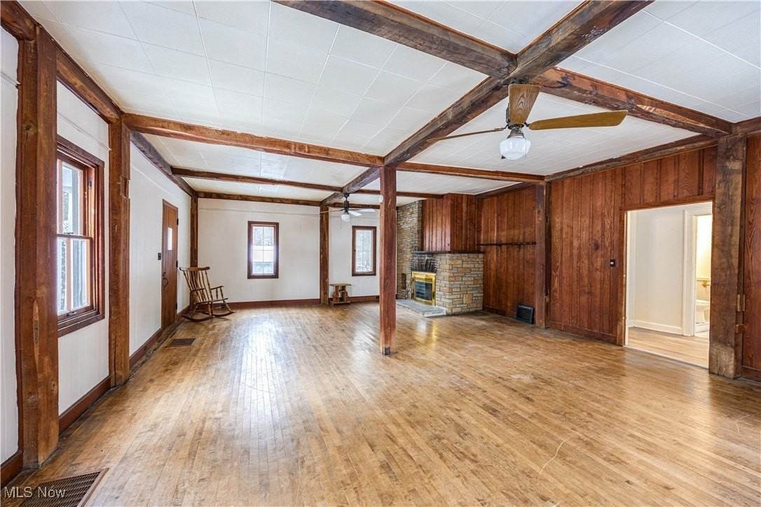 15555 Munn Rd - Photo 4 of 27