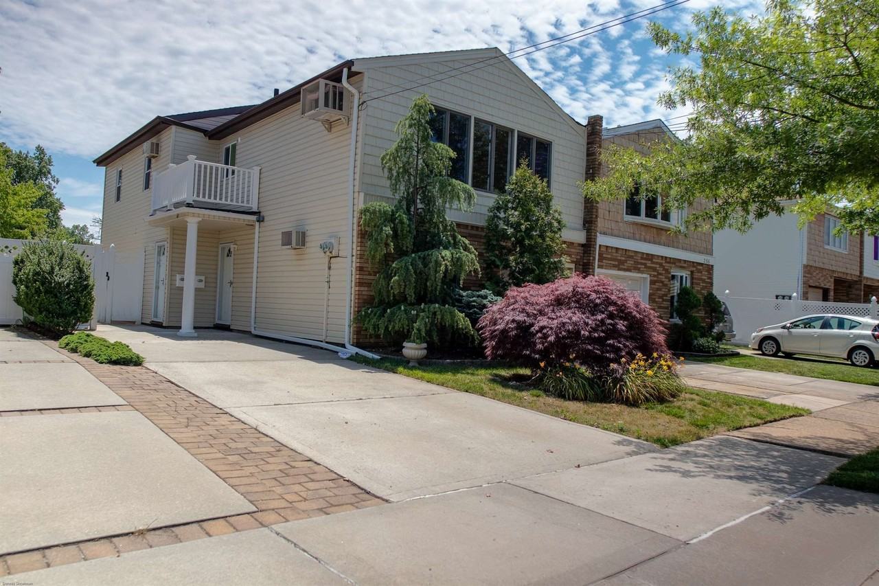 262 Lamoka Ave - Photo 3 of 21