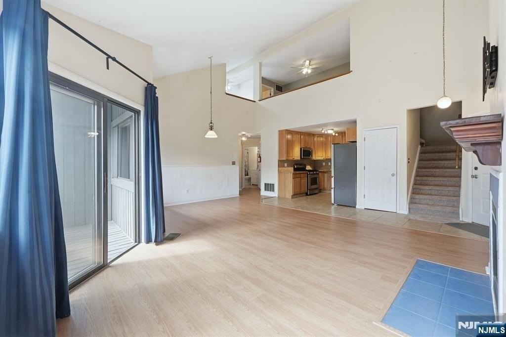 244 Mulberry Rd - Photo 5 of 25