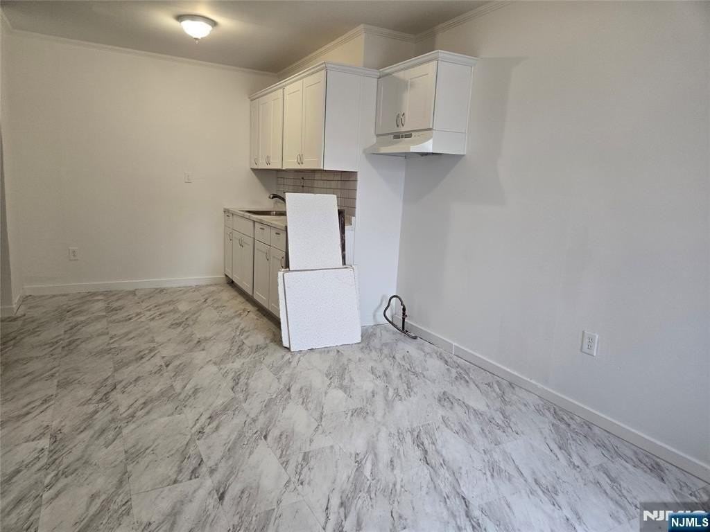 232 Stuyvesant Ave Fl Re - Photo 3 of 11