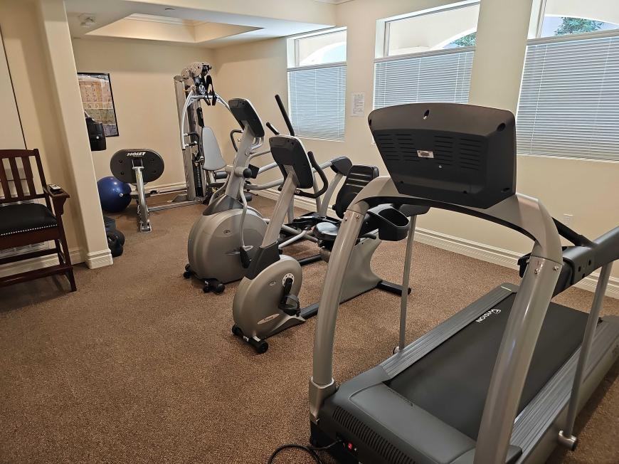 11110 Riverside Dr - Photo 6 of 10