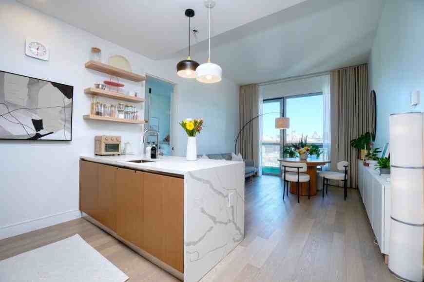 2243 Jackson Ave - Photo 5 of 10