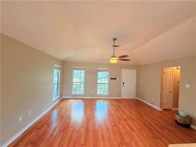 1637 Franklin St - Photo 2 of 8