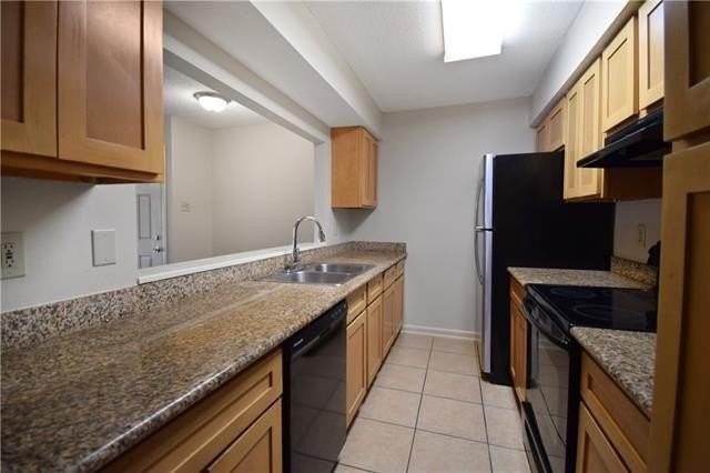 732 Vouray Dr #D - Photo 3 of 11