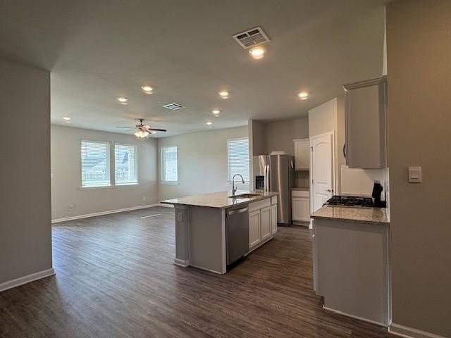 713 Lakeshore Village Dr - Photo 4 of 13