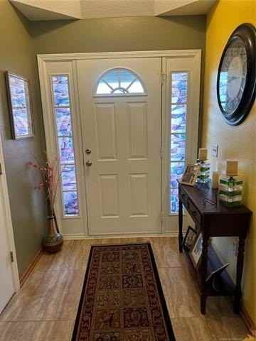 1209 Crystal Ln - Photo 2 of 13