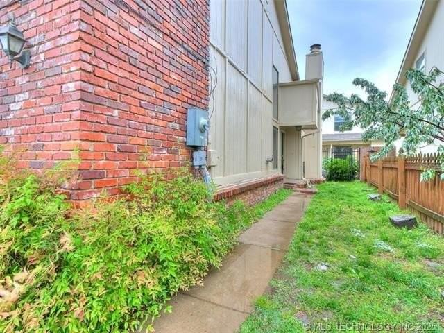 12923 E 28th Pl - Photo 3 of 35