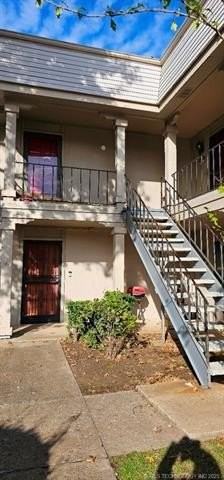 6718 S Lewis Ave Unit 706 - Photo 2 of 5