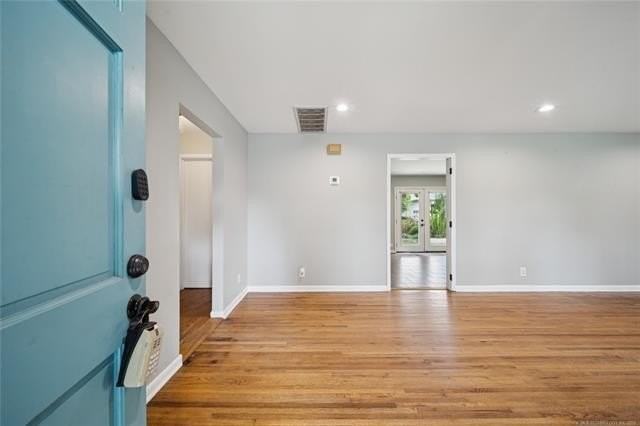 2760 S Gary Dr - Photo 5 of 30