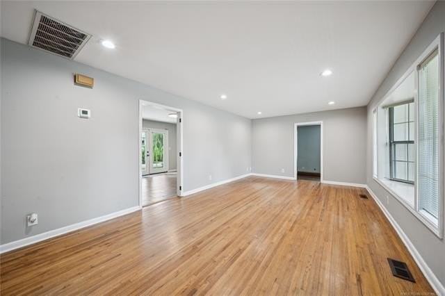 2760 S Gary Dr - Photo 6 of 30