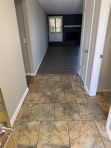 7065 E 52nd St - Photo 3 of 6