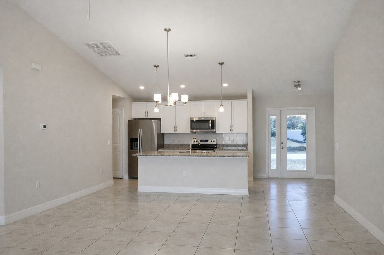 2600 Nw 4th Ave #0 - Photo 5 of 17