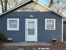 516 W Locust St - Photo 1 of 1